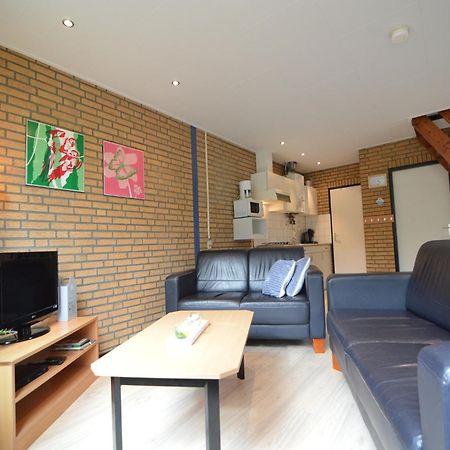 Lovely Holiday Home In Limburg Amid Lush Forest Stramproy ภายนอก รูปภาพ